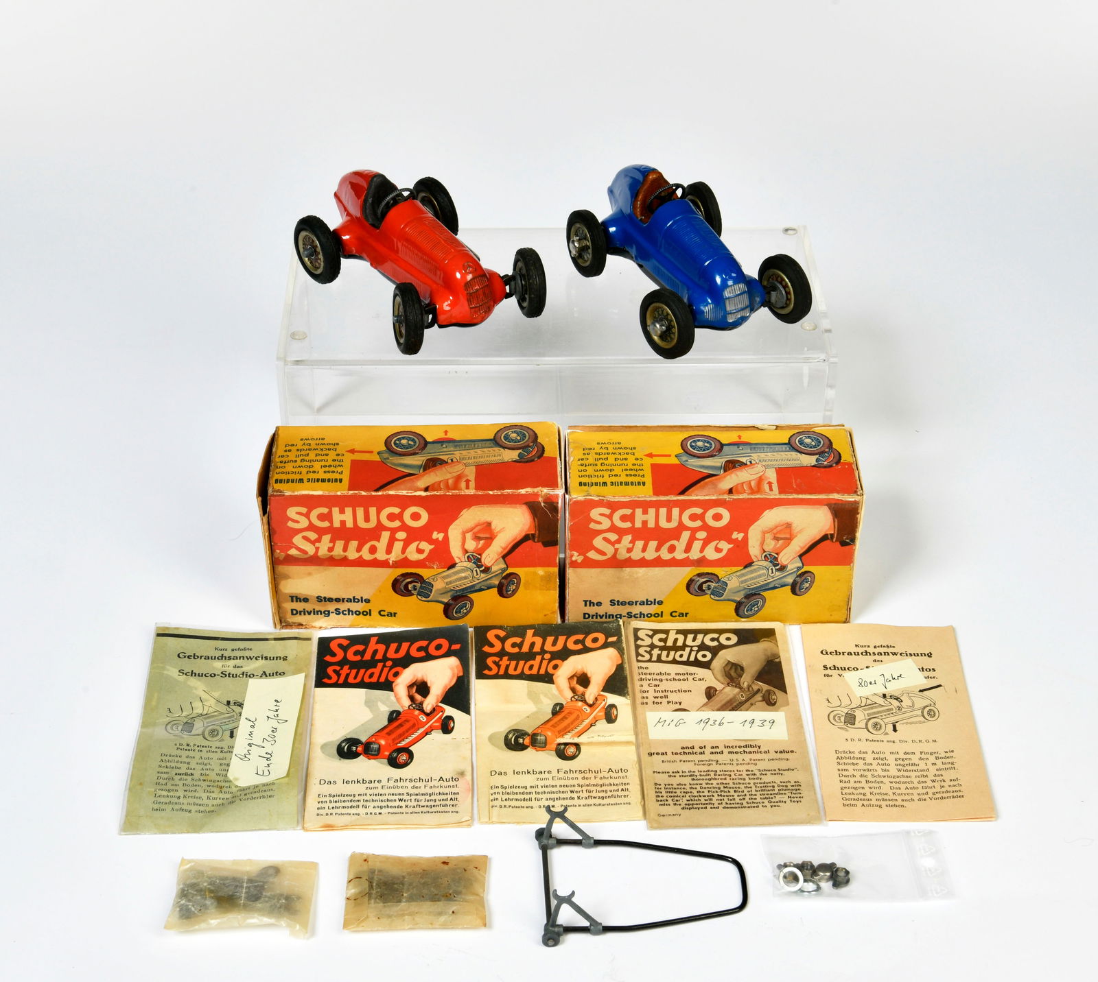 Schuco, 2x Studio Racer (1 of 1)