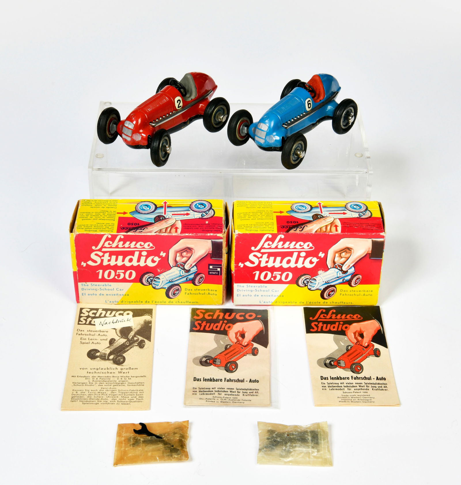 Schuco, 2x Studio Racer 1050 (1 of 1)