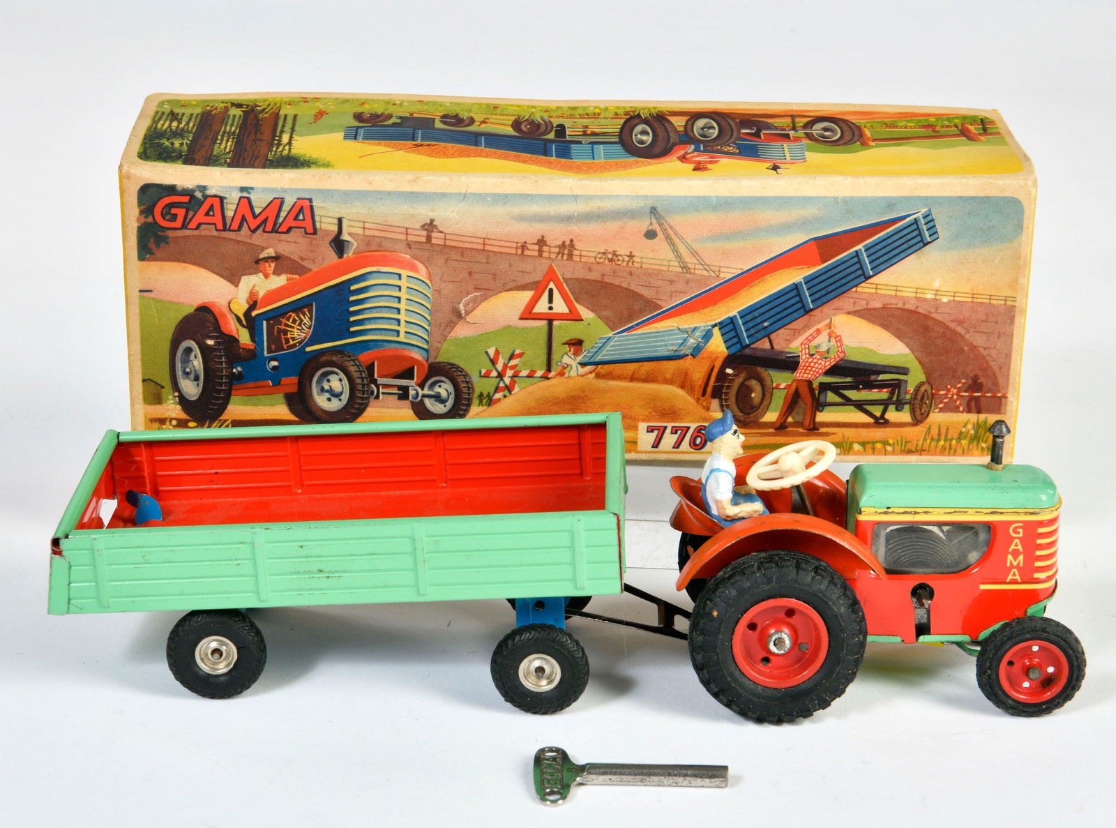 Gama, Traktor mit Anhanger (1 of 1)