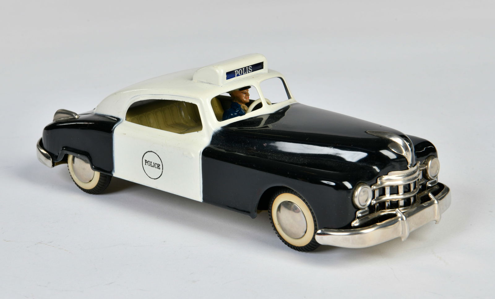 Arnold, Candidat Police (1 of 3)