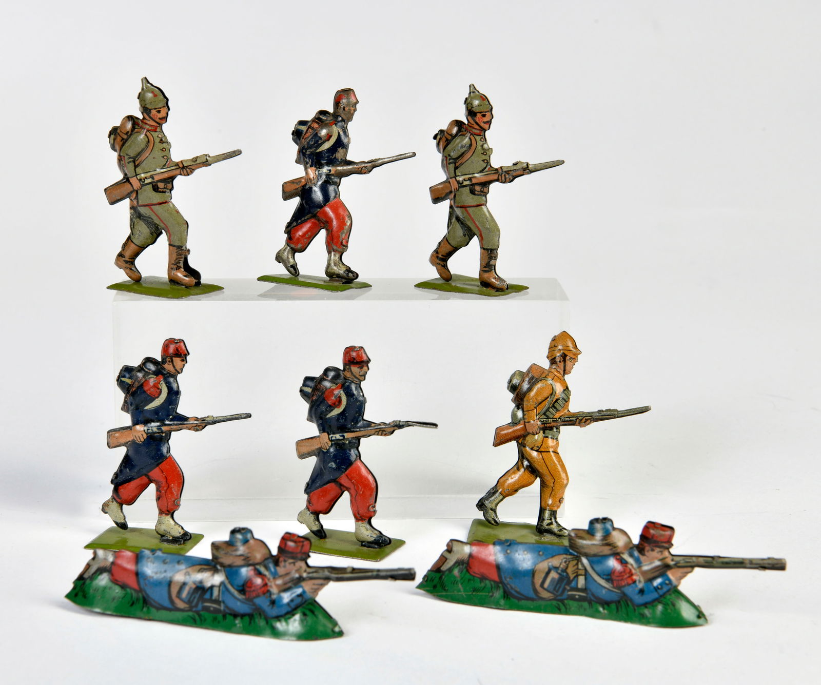 Fischer, 8 Penny Toy Soldaten (1 of 1)