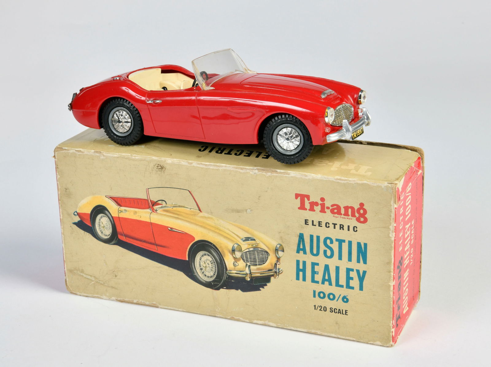 Triang, Austin Healey (1 of 2)