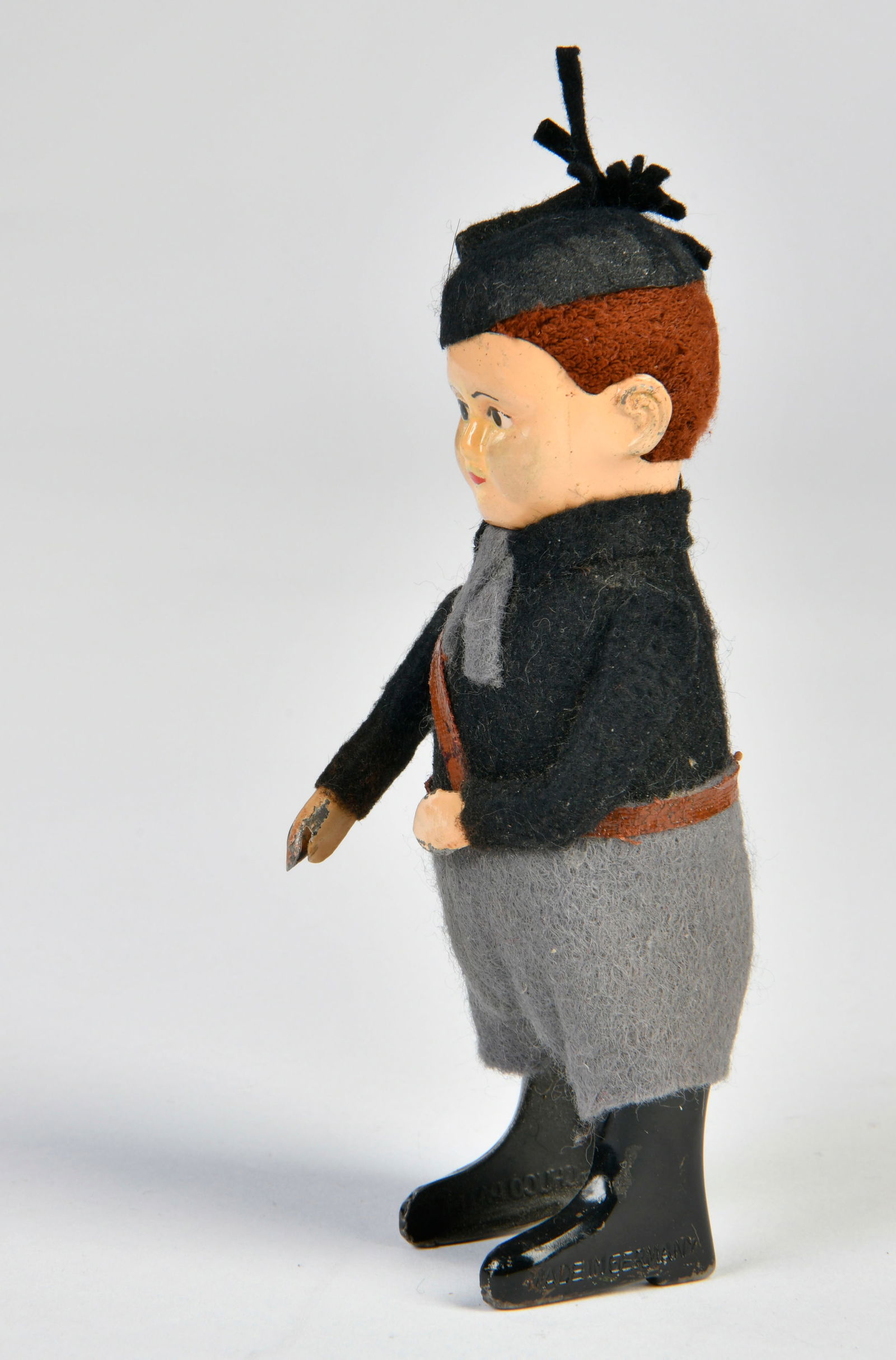 Schuco, Faschist mit Grussarm (1 of 2)