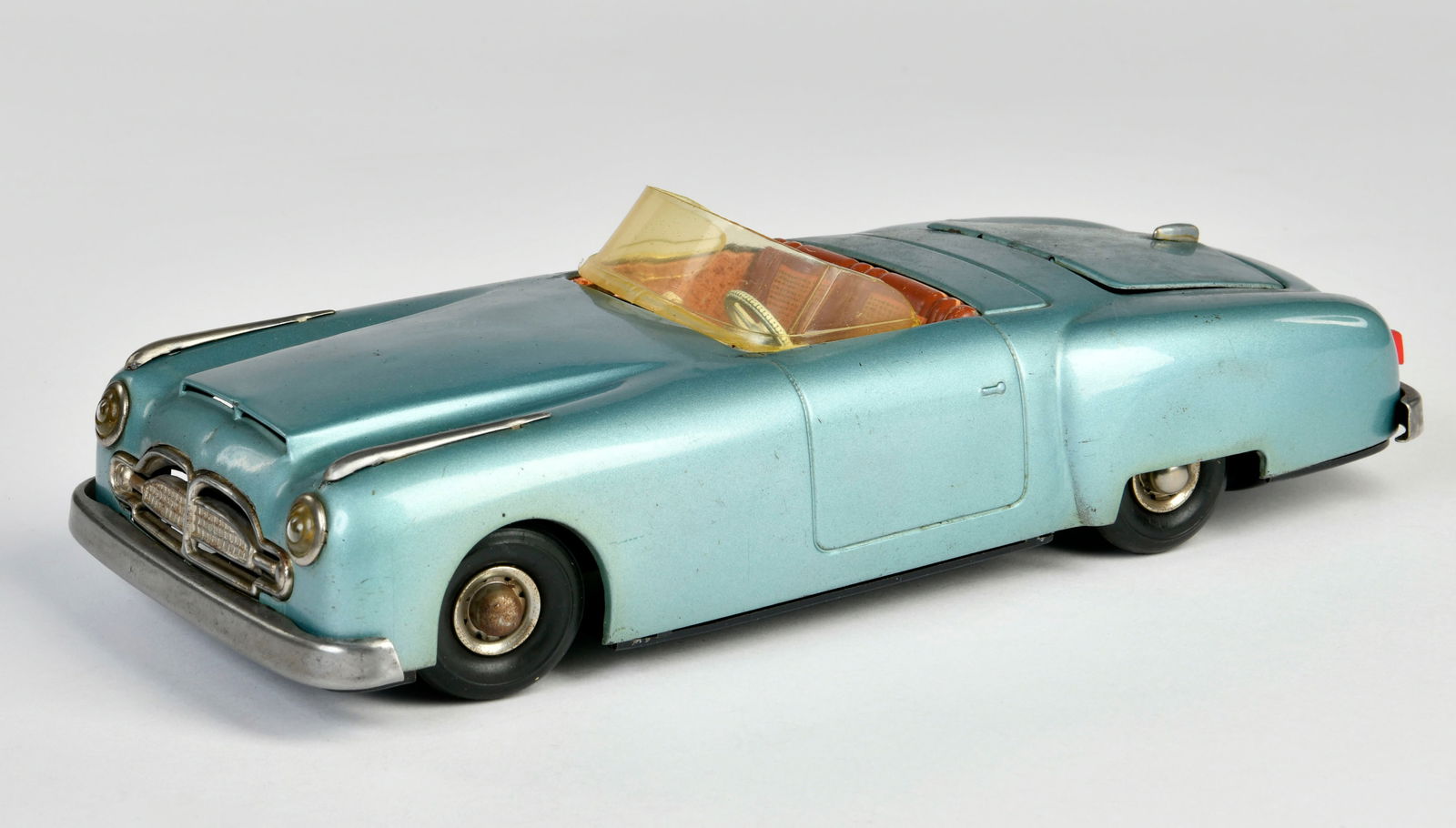 JNF, Gigant (1 of 2)