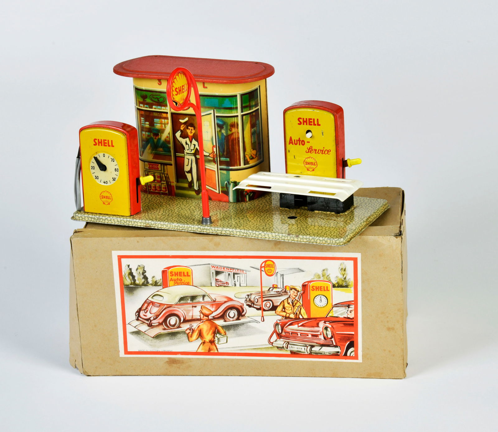 Hoch & Beckmann, Shell Tankstelle mit Zapfsaule und Wagenheber (1 of 2)