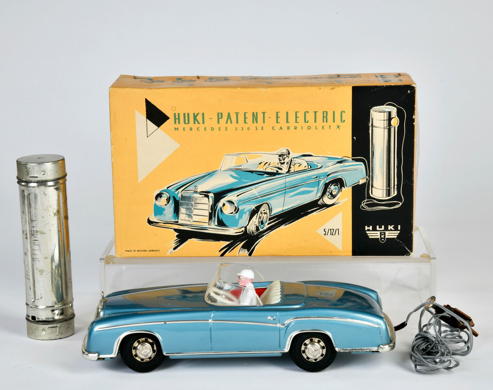 Huki, Mercedes 220 Cabrio (1 of 1)