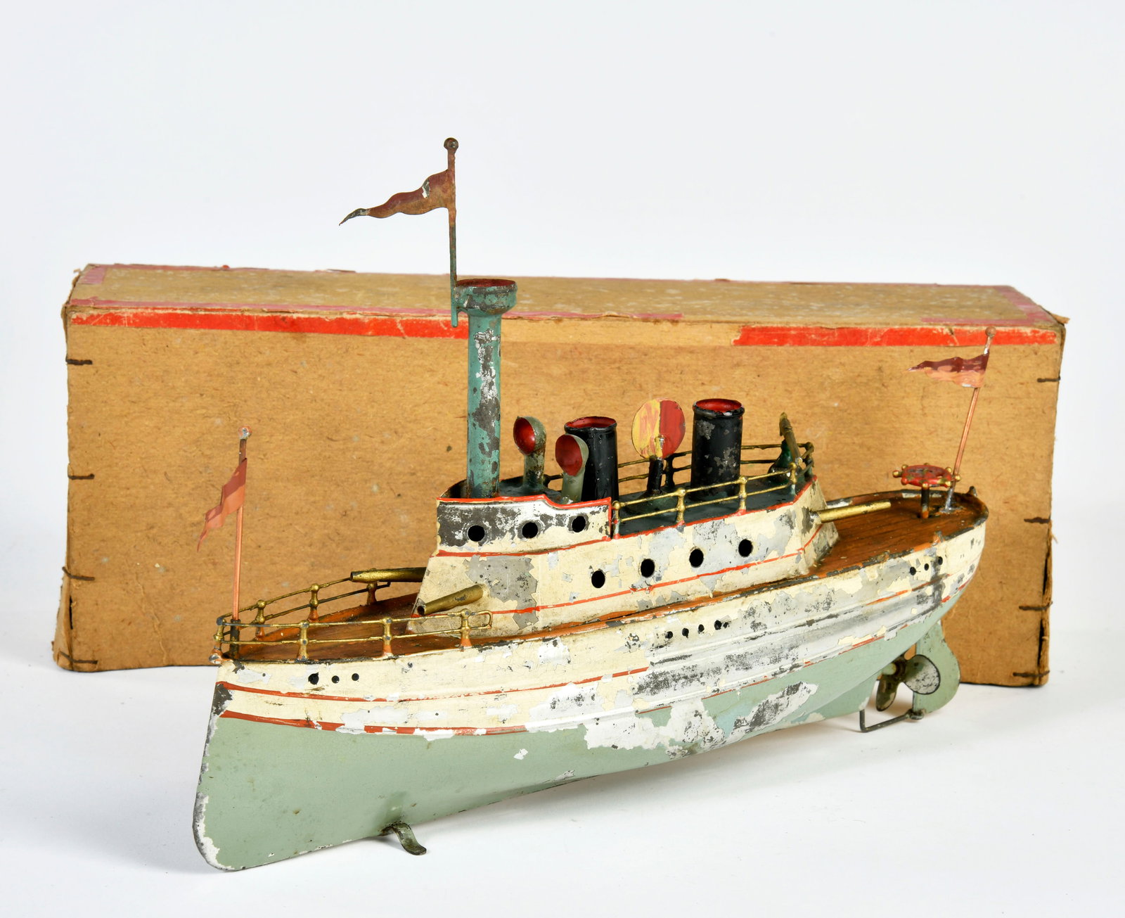 Carette, Schlachtschiff 721-24 (1 of 2)