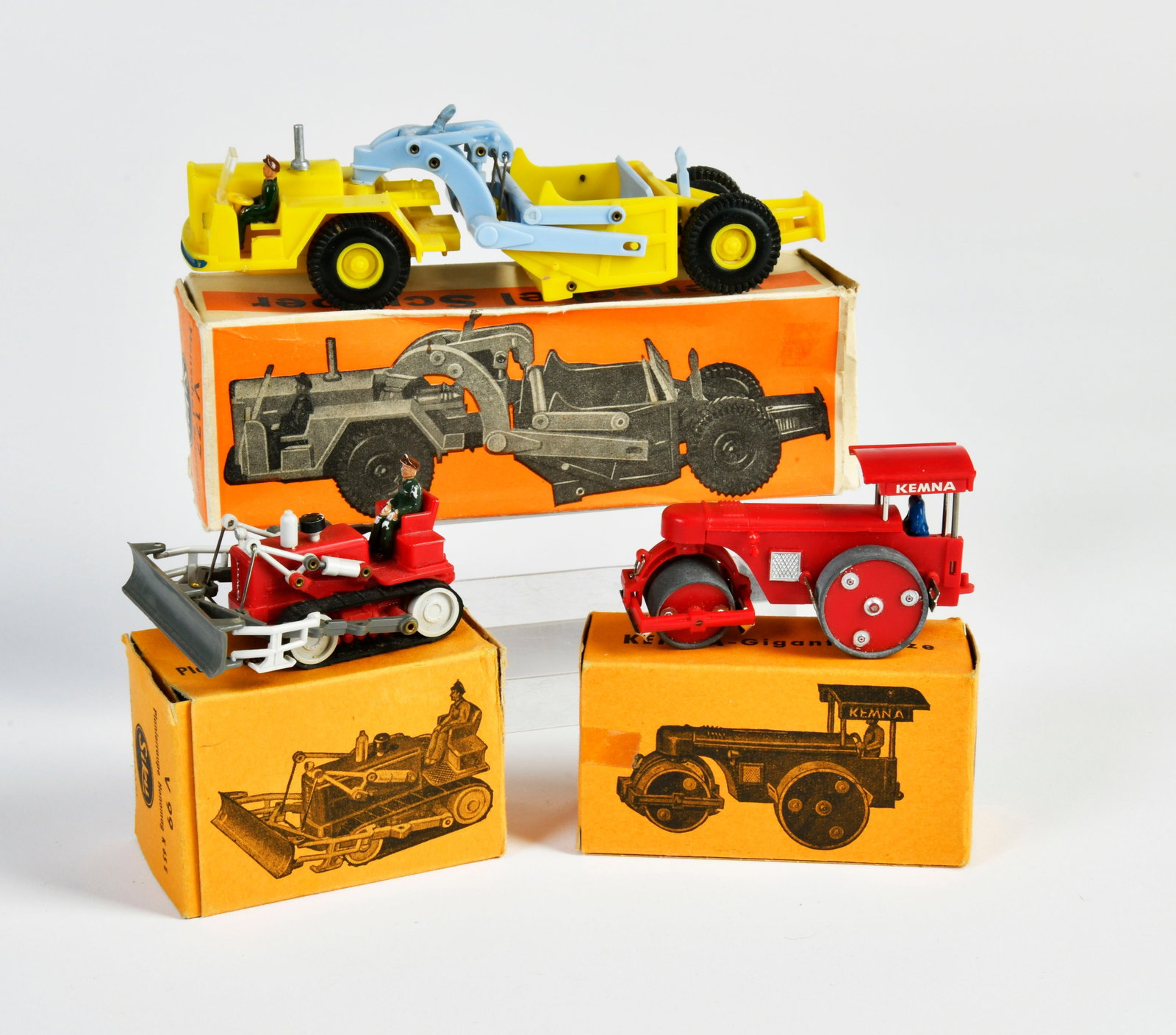 Siku, 3 Baumaschinen (V 79, V 99, V 177): Siku, 3 construction machines (V 79, V 99, V 177), plastic, W.-Germany, box C 1/2+, C 1-/2+