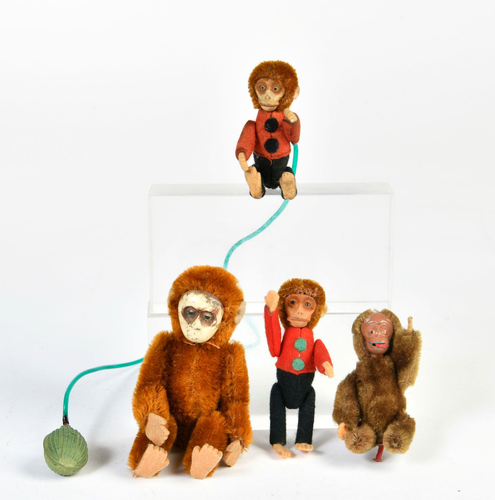 Schuco, 4 Affen (1 of 1)