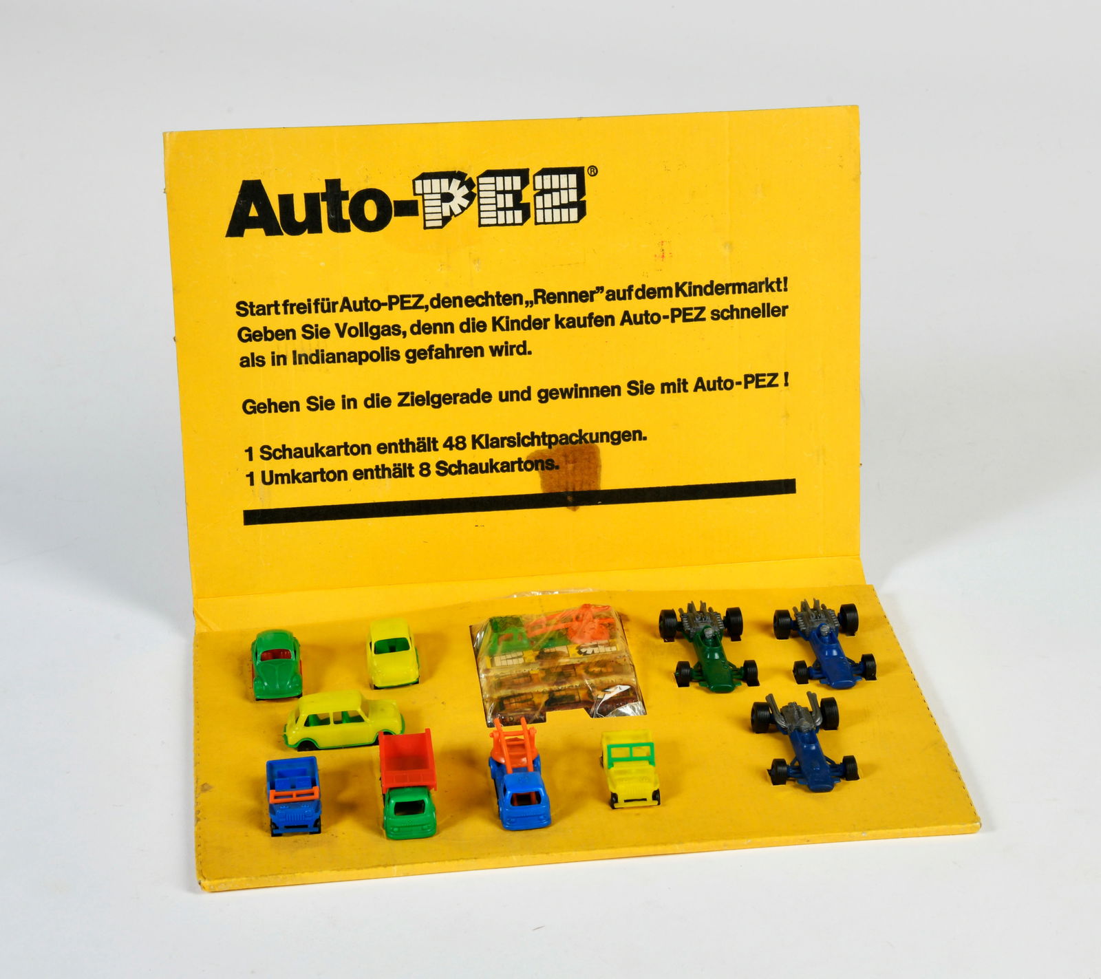 PEZ, Werbedisplay: Auto PEZ: PEZ, advertising display: Car PEZ, with 12 cars, car: 4.5 - 6 cm, plastic