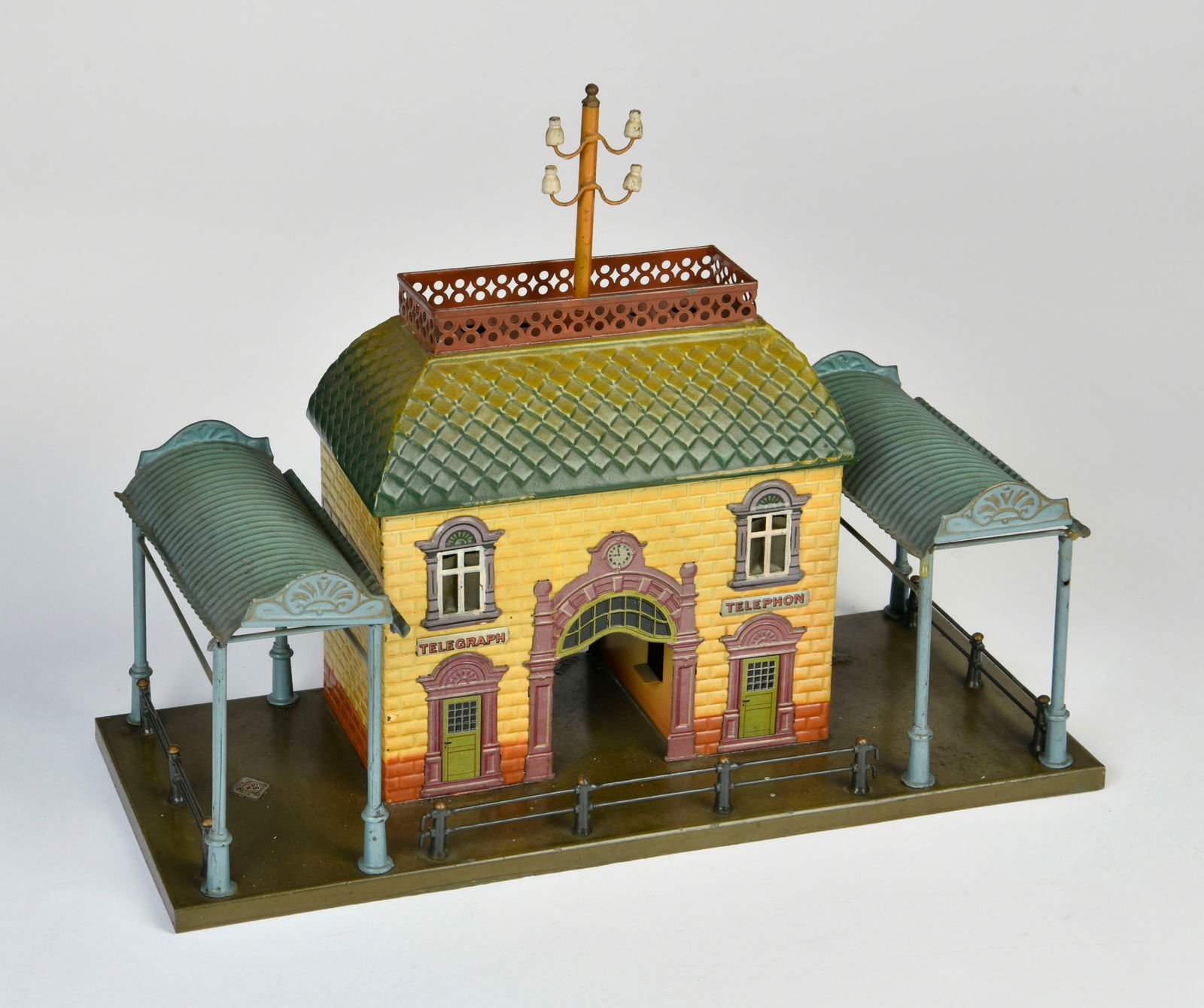 Bing, Bahnhof 7063 (1 of 2)