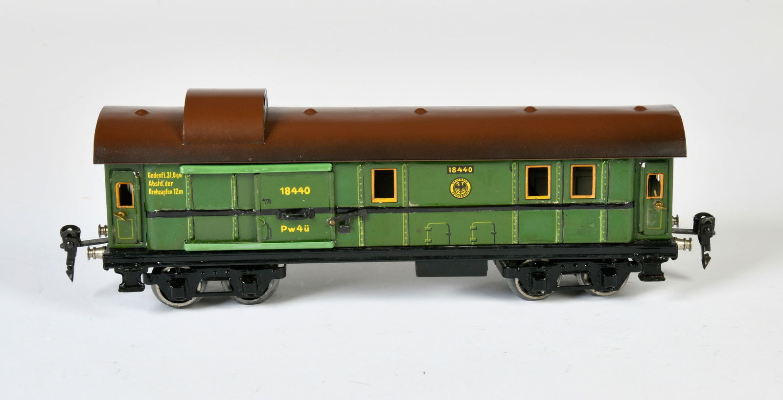 Marklin, Gepackwagen 1844 (1 of 2)