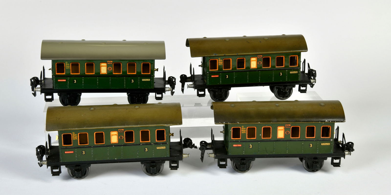Marklin, 4 Personenwagen (1 of 1)
