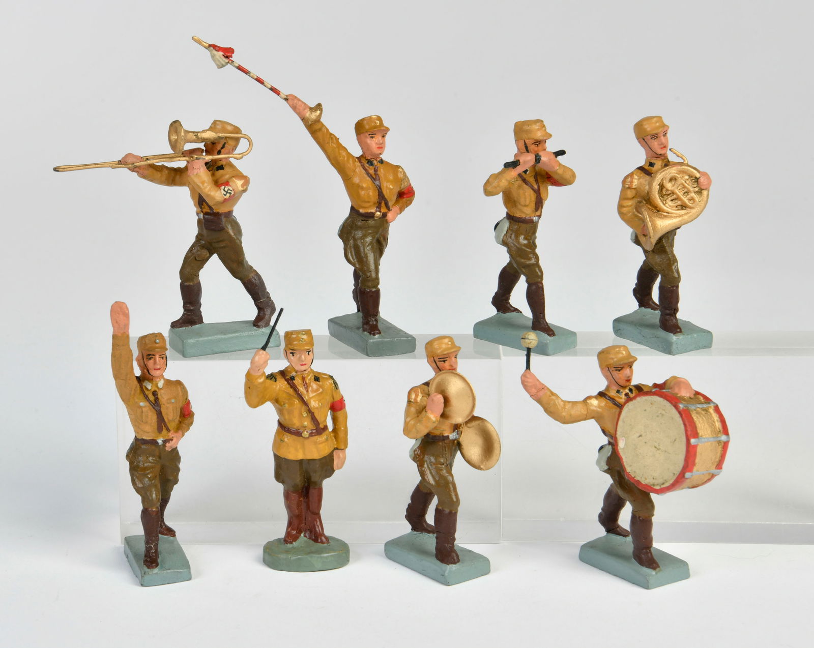 Lineol, 8 musizierende SA Manner (1 of 1)