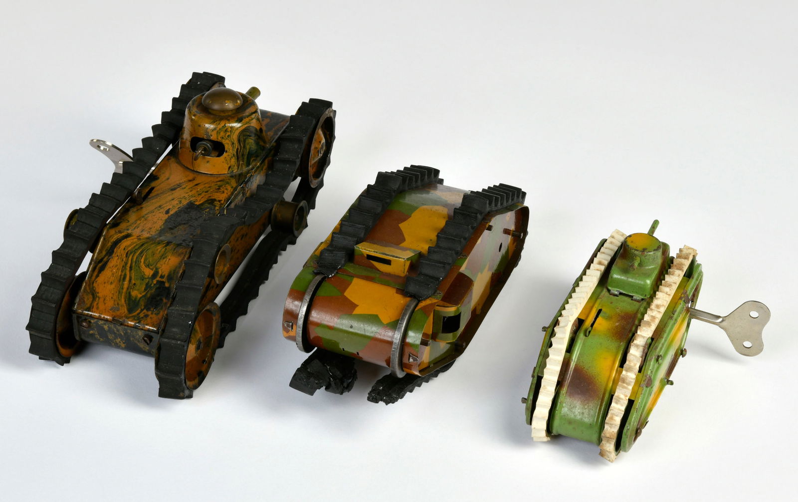 Gama u. a., 3 Panzer (1 of 2)