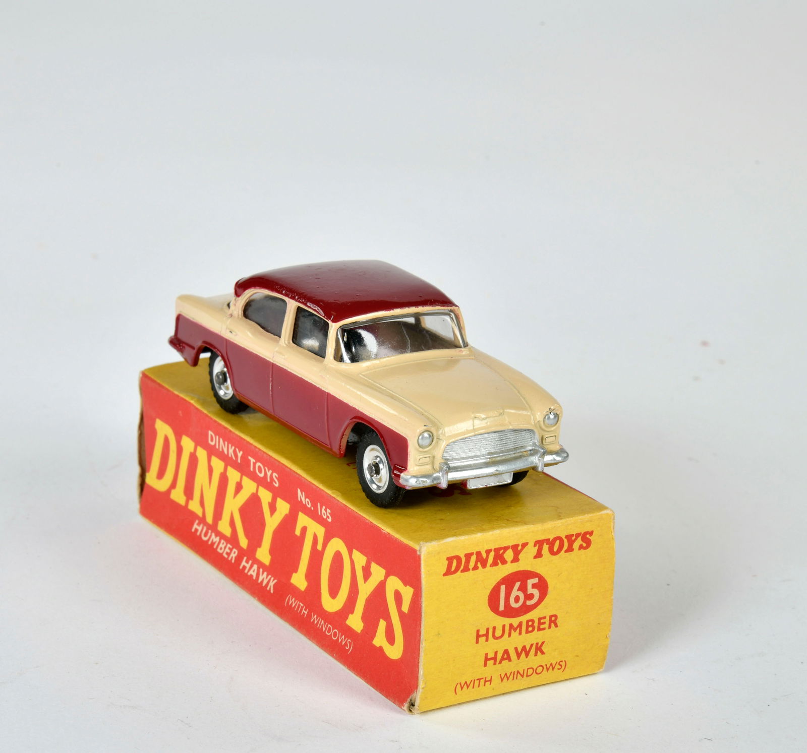 Dinky Toys, 165 Humber Hawk (1 of 1)