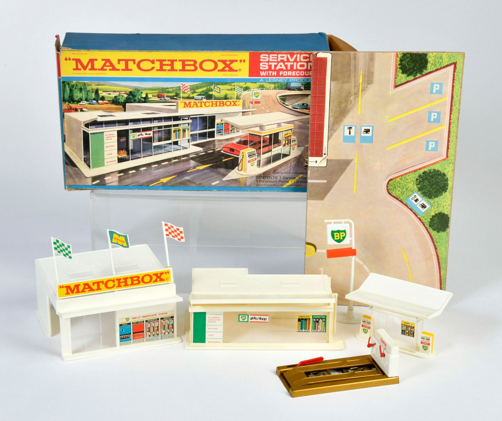 Matchbox, BP Service Station (1 of 1)
