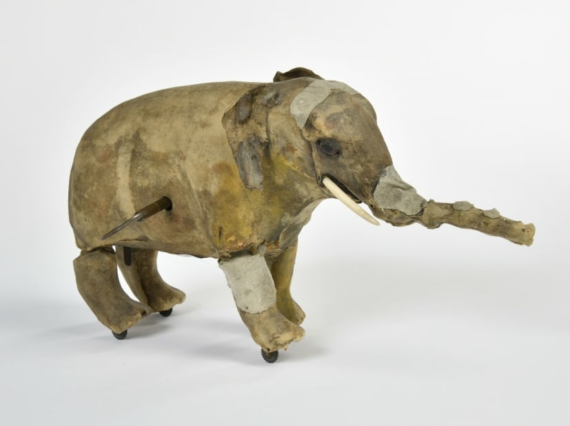 Decamps, Automat Elefant mit Stosszahnen (1 of 1)
