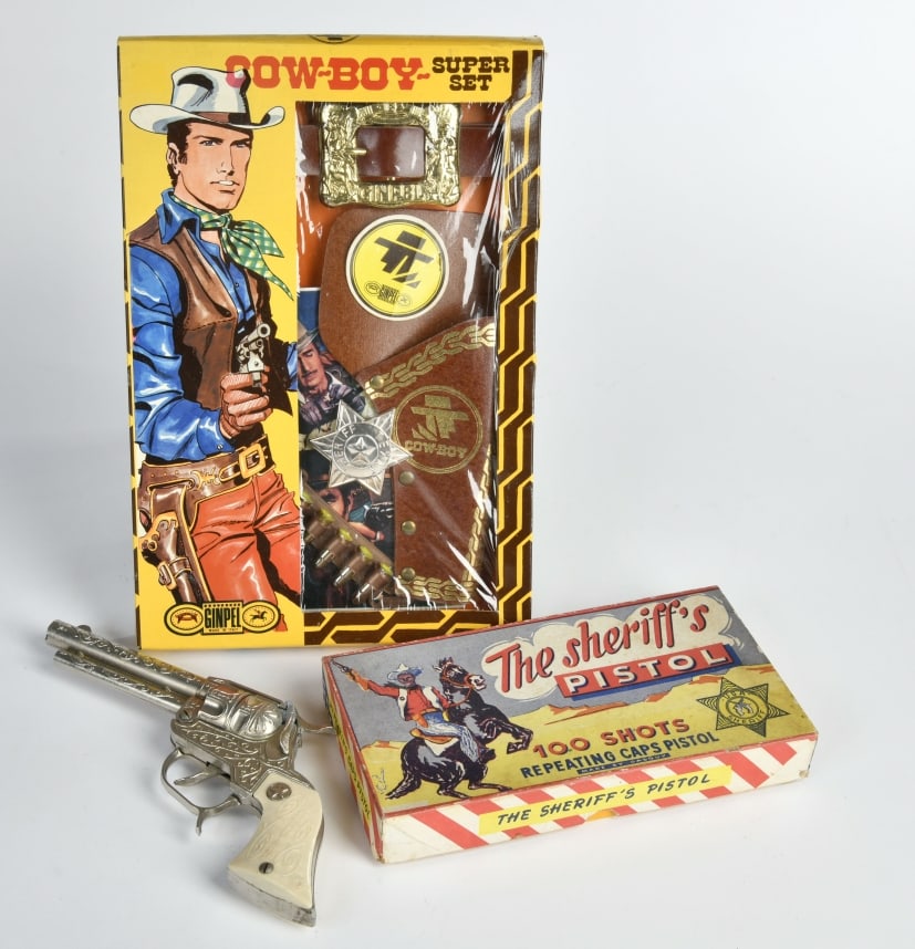 Cowboy Set & Sheriff Pistol: Cowboy Set & Sheriff Pistol, USA, Kst, Z 1-2