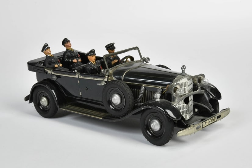 Tippco, "Fuhrerwagen" mit Licht (1 of 2)