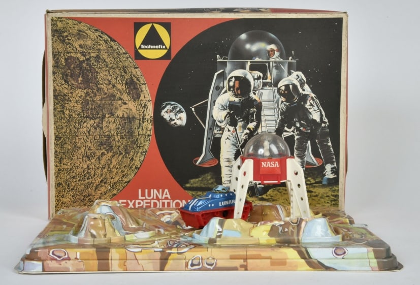 Technofix, Lunar Expedition 331 (1 of 1)