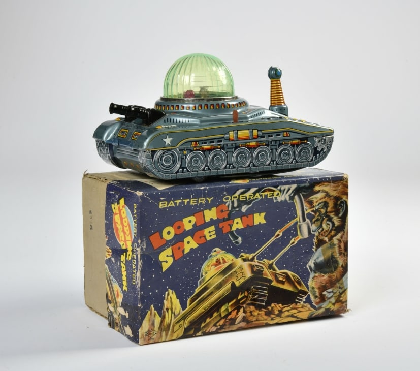 Daiya, Looping Space Tank (1 of 2)