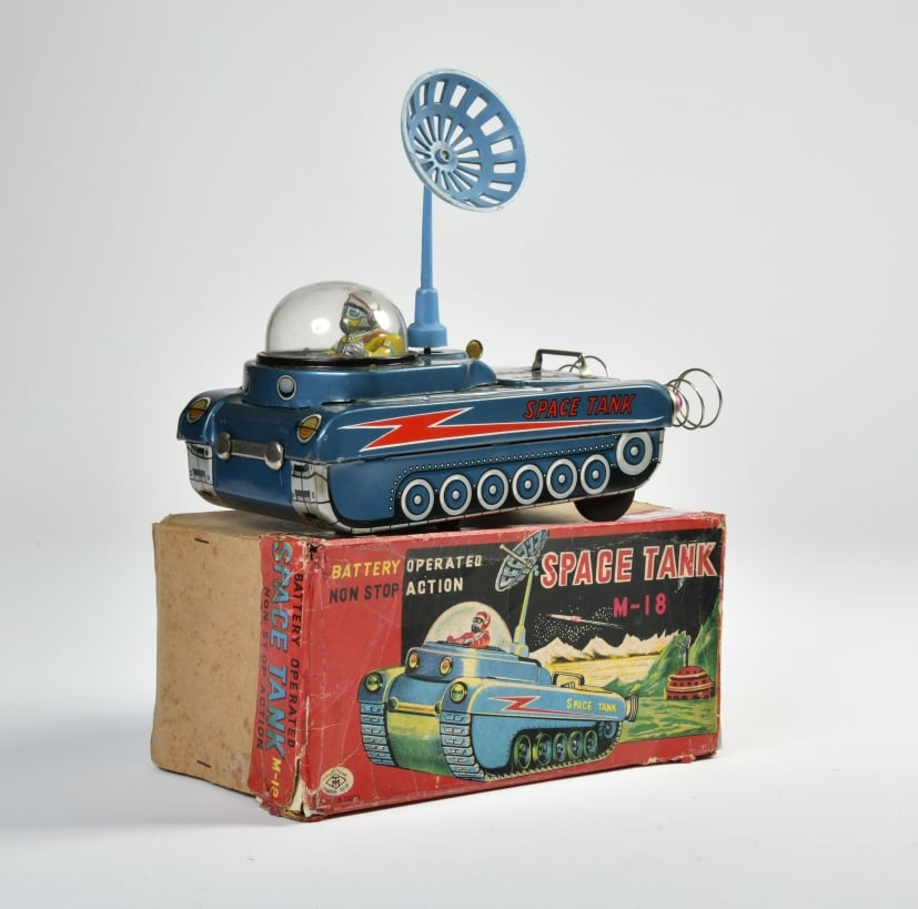 Modern Toys, Space Tank M-18 (1 of 2)
