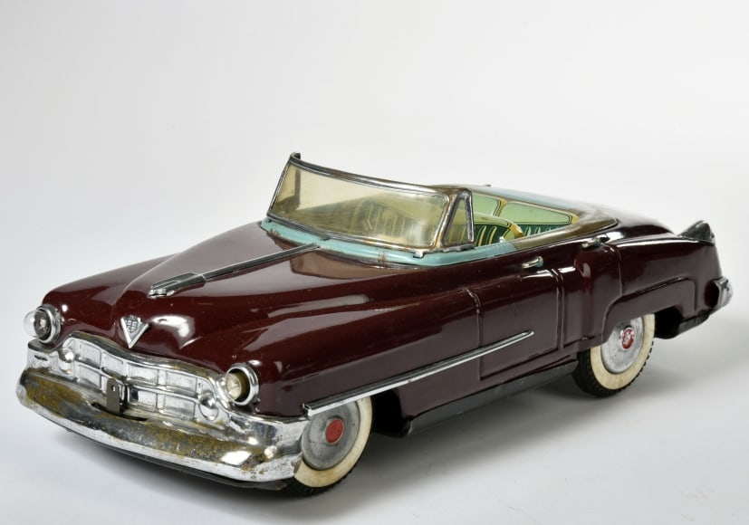 TN Nomura, Cadillac Electric Mobile (1 of 2)