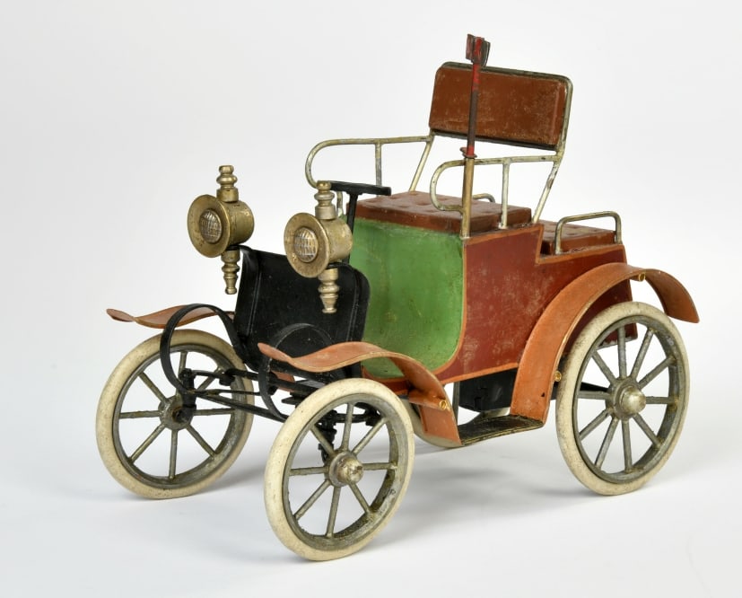 Bing, Tonneau Automobil (1 of 2)