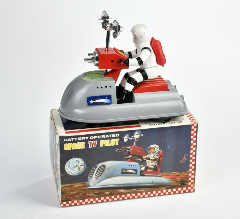 Asakusa Toys, Space TV Pilot (1 of 2)