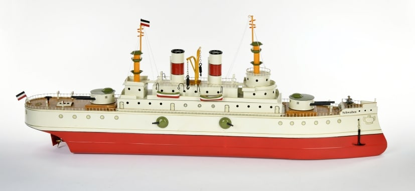 Tucher & Walther, Schlachtschiff "SMS Schwaben": Tucher & Walther, Schlachtschiff "SMS Schwaben", W.-Germany, 85 cm, Blech, Dampfantrieb, Okt, Z 1