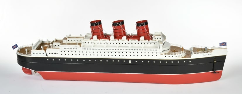 Tucher & Walther, Dampfschiff "Queen Mary",: Tucher & Walther, Dampfschiff "Queen Mary", W.-Germany, 85 cm, Blech, Masten fehlen, Dampfantrieb, Okt Z 2, Z 1-2