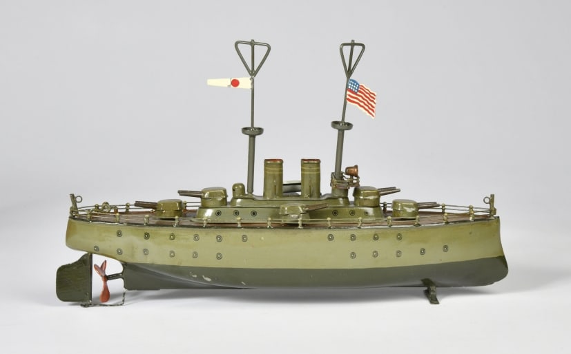 Marklin, Panzerschiff: Marklin, Panzerschiff, Germany VK, 35 cm, Fahnen und ein Rettungsboot fehlen, UW defekt