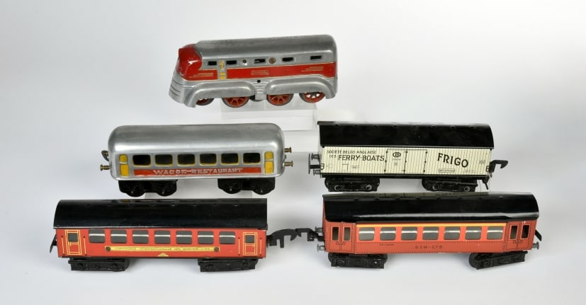 Gils, Lok mit 4 Wagen (1 of 2)