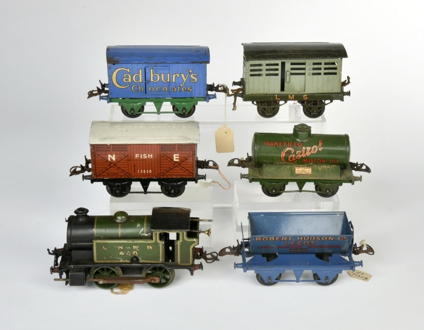 Hornby, LNER 460 & 5 Wagen (1 of 2)