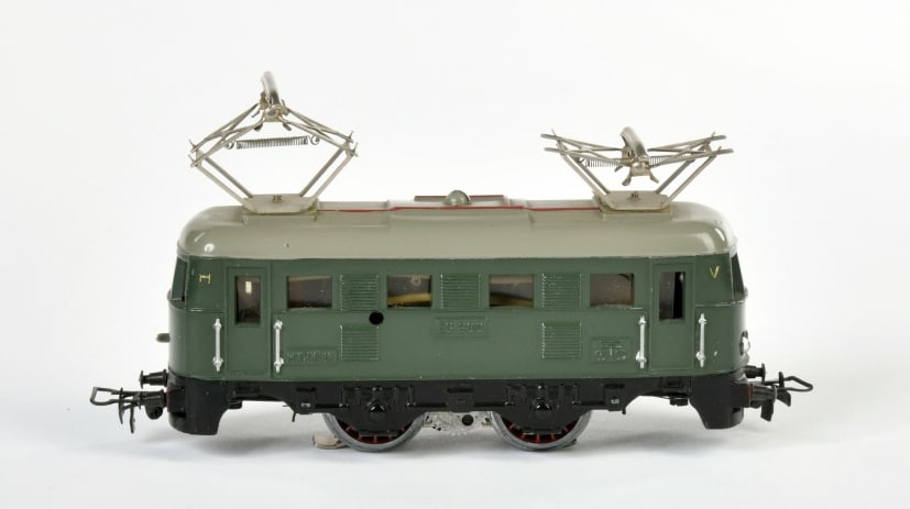 Marklin, Lok ES 800 (1 of 3)