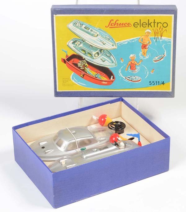 Schuco: English: Schuco, Boat "Cabino 5511/4", W.-Germany, plastic, battery drive ok, original box condition 1, condition 1 Deutsch: Schuco, Boot "Cabino 5511/4", W.-Germany, Box 20 x 26 cm, Kunststoff, Elekt