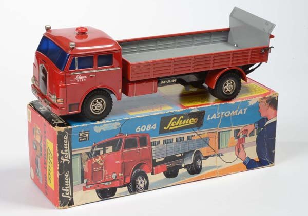 Schuco: English: Schuco, truck "Lastomat" withlifting platform, W.-Germany, mixed material, drive not checked, minimal paint damage, original box condition 3-4, condition 2, Deutsch: Schuco, LKW "Lastomat" mi