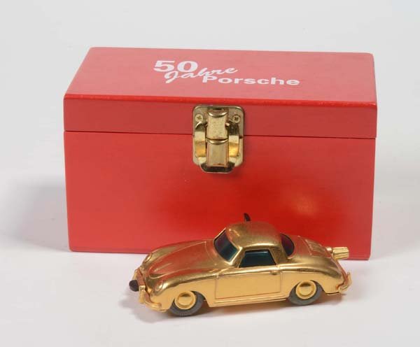 Schuco: English: Schuco, Micro Racer, tin, windup ok, original box condition 1, new production , condition 1, Deutsch: Schuco, Micro Racer, 10 cm, Blech, Uhrwerk ok., Originalkarton Z 1, Neuproduktion, Z 1, (