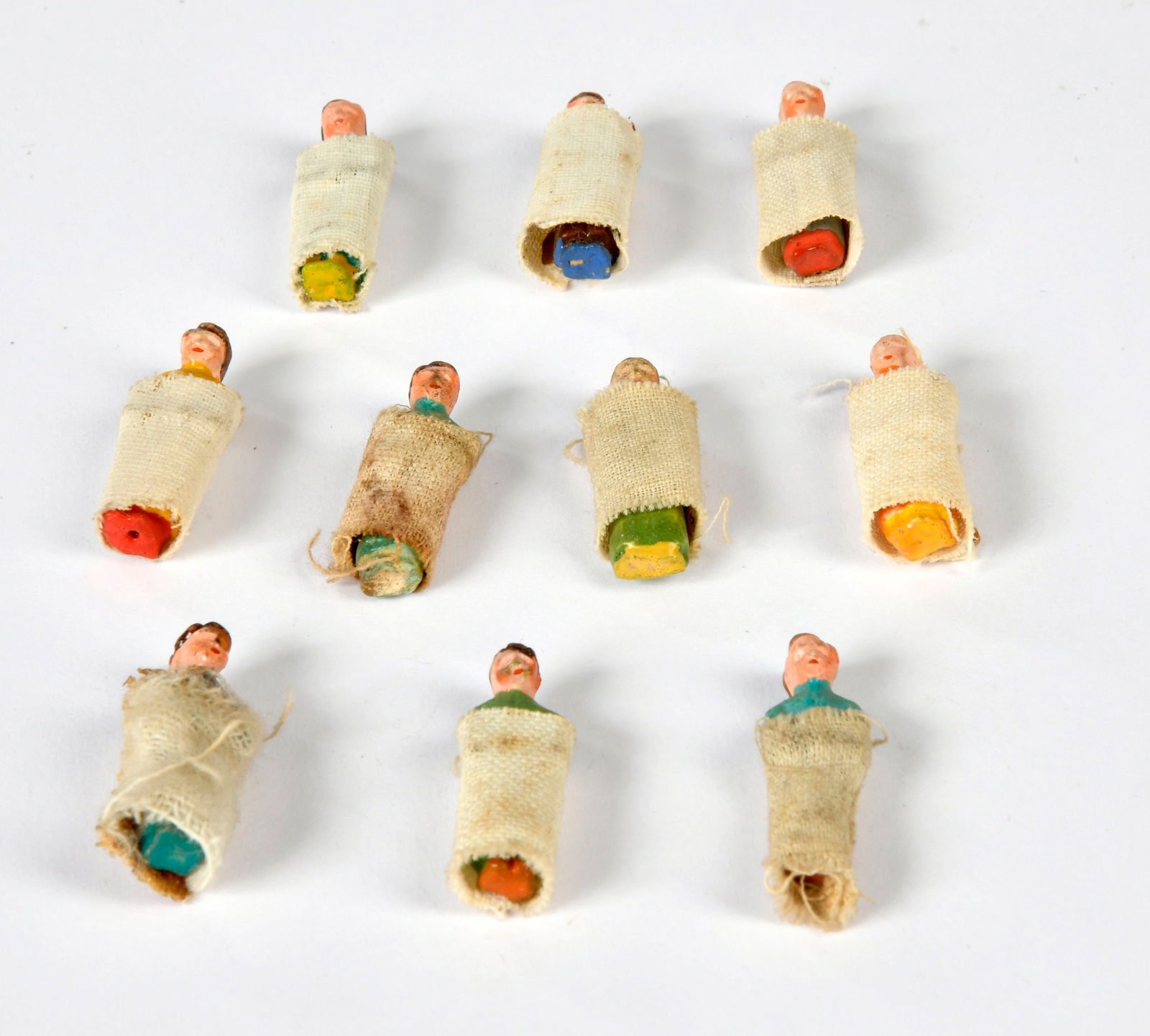 Marklin, 10 Liegefiguren: Marklin, 10 lying figures, composite, 3 cm, part. glue residue, C 1-2