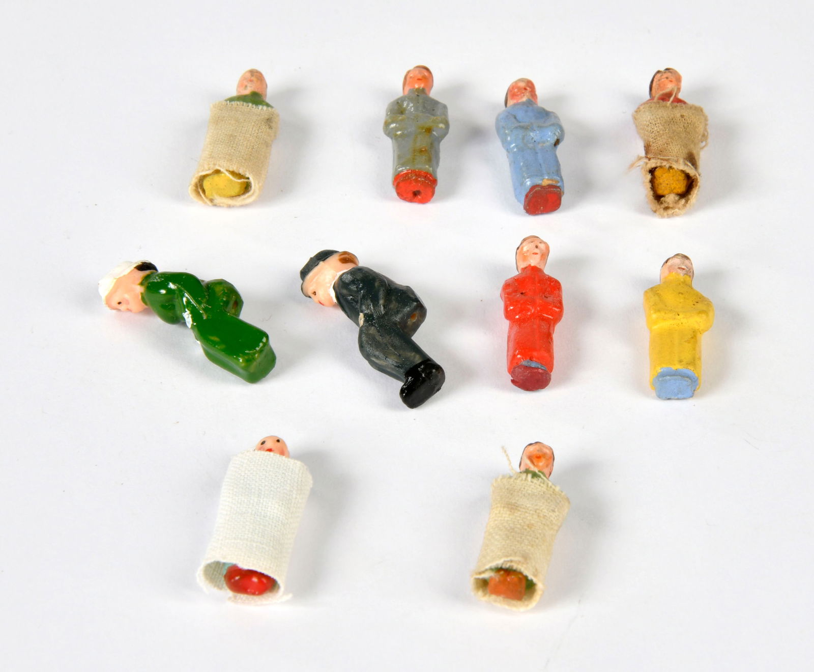 Marklin, 10 sitzende und liegende Figuren (1 of 1)