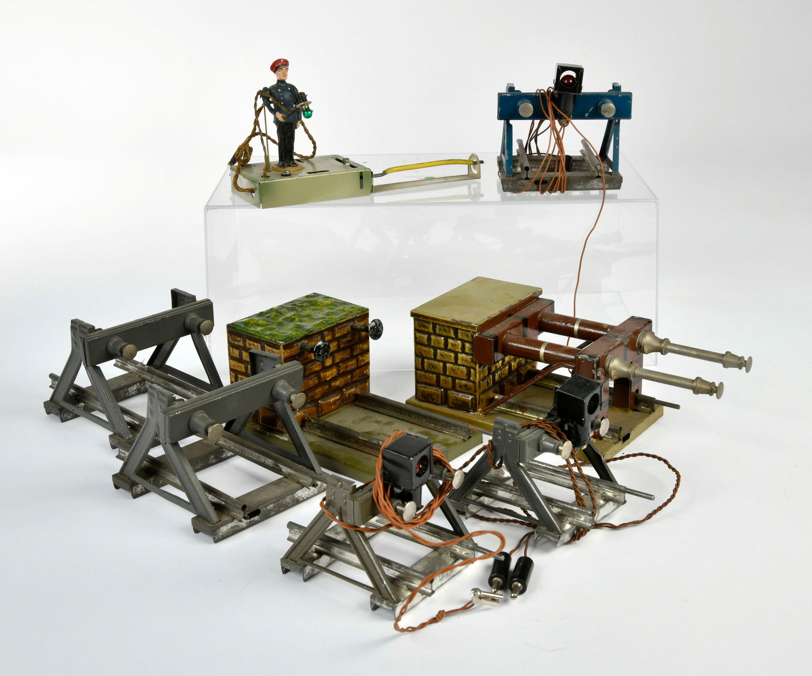 Marklin, Prellbocke u.a.: Marklin, buffers a.o., Germany pw, gauge 0-1, C 2