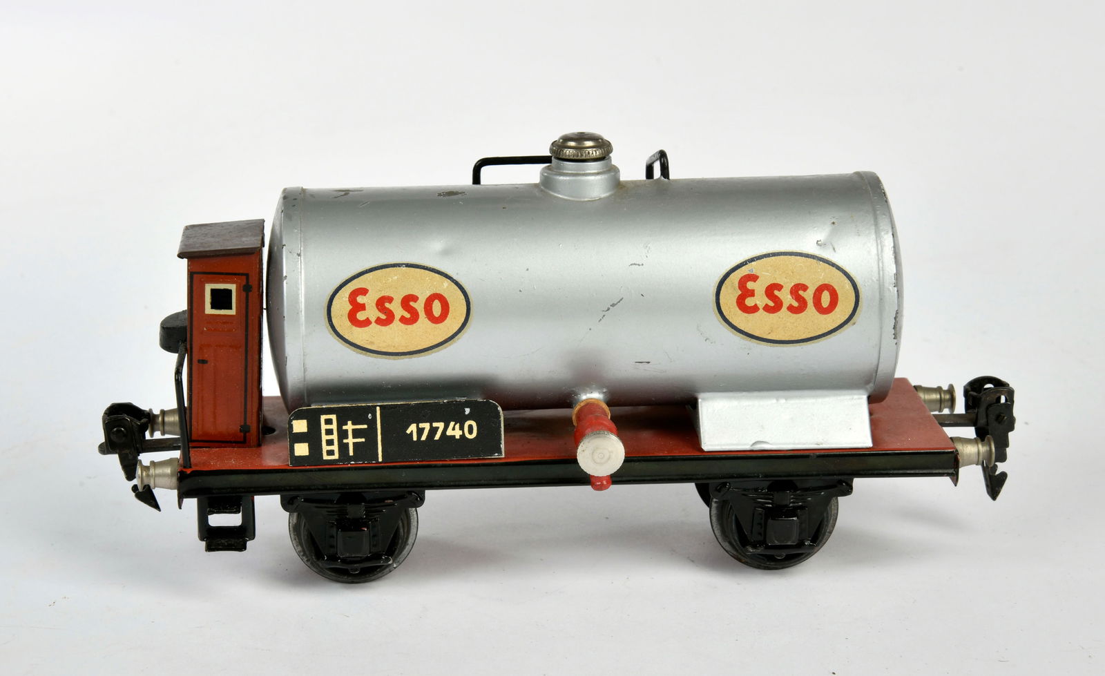 Marklin, Kesselwagen Esso 1774: Marklin, tank wagon Esso 1774, Germany pw, gauge 0, paint d., C 2-3