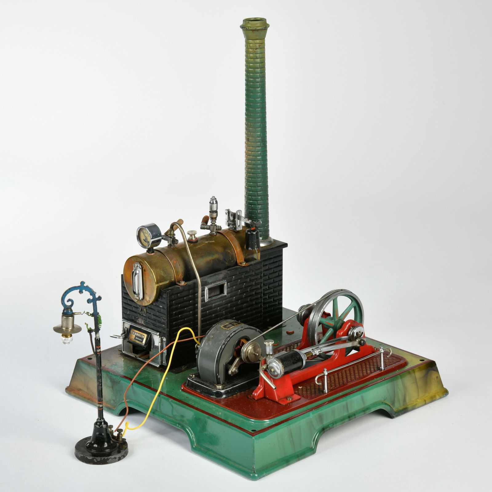 Marklin, Dampfmaschine 4097/91/5: Marklin, steam engine 4097/91/5, Germany pw, 28x28x36 cm, min. refinished, C 2