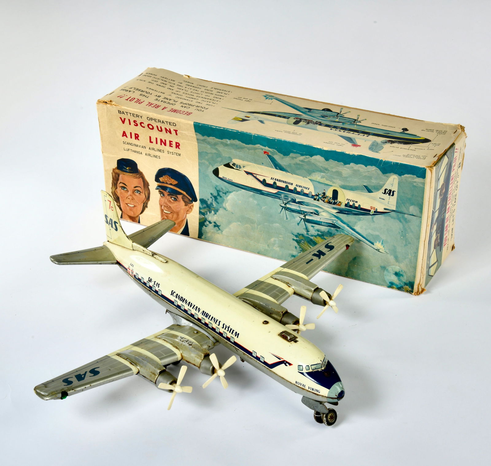 TN Nomura, Douglas DC-7C SAS (1 of 2)