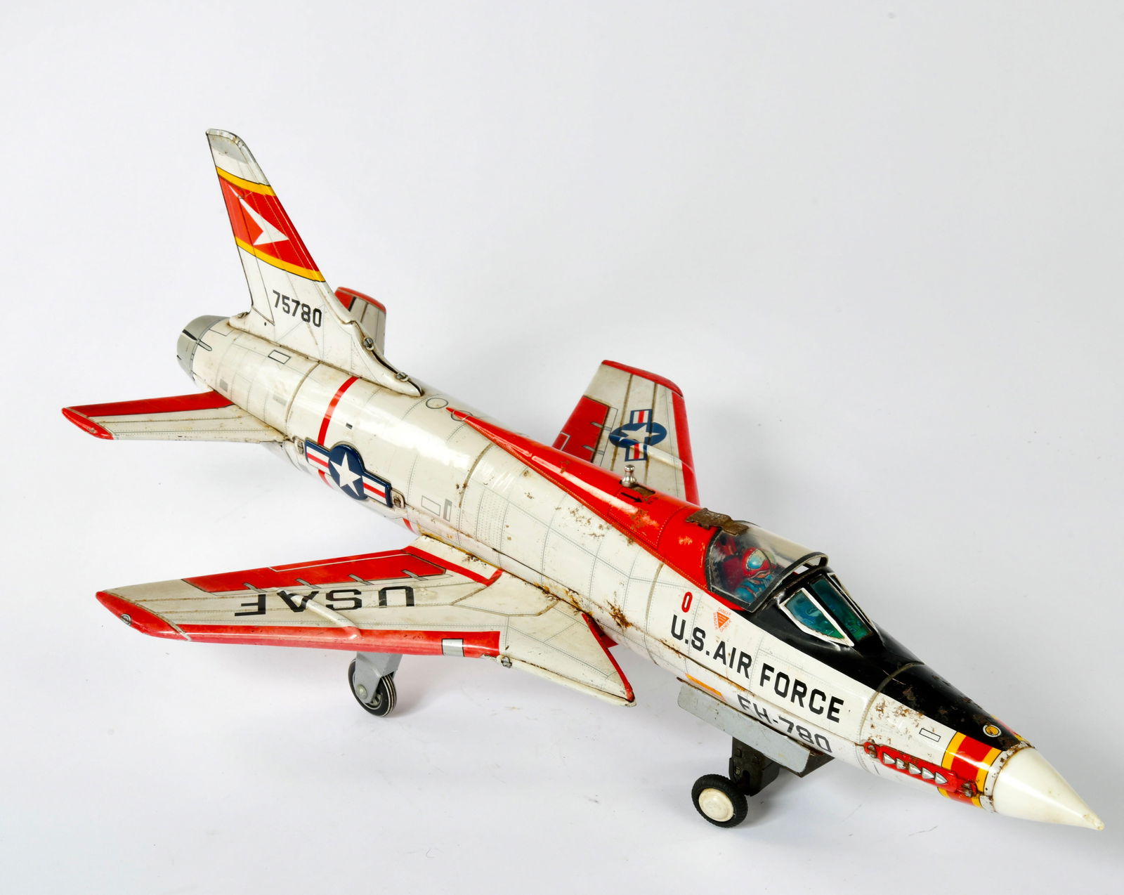 TN Nomura, F-105 Thunderchief (1 of 2)