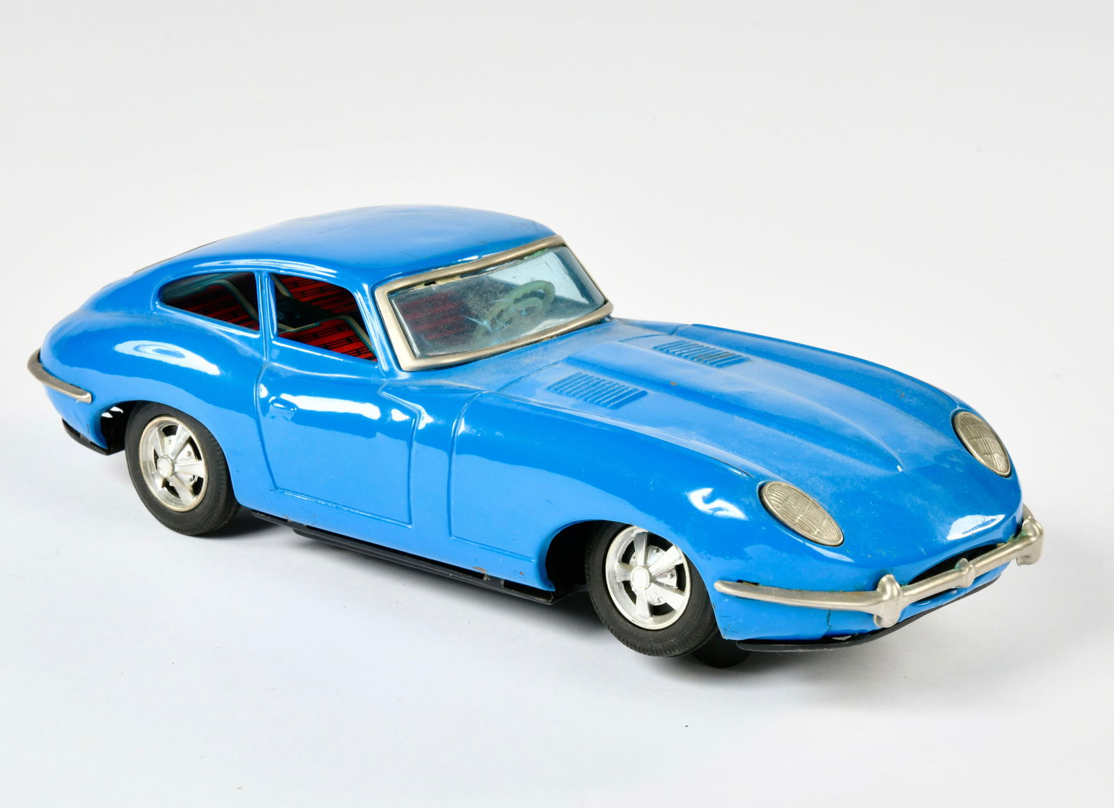 TT, Jaguar E-Type (1 of 3)