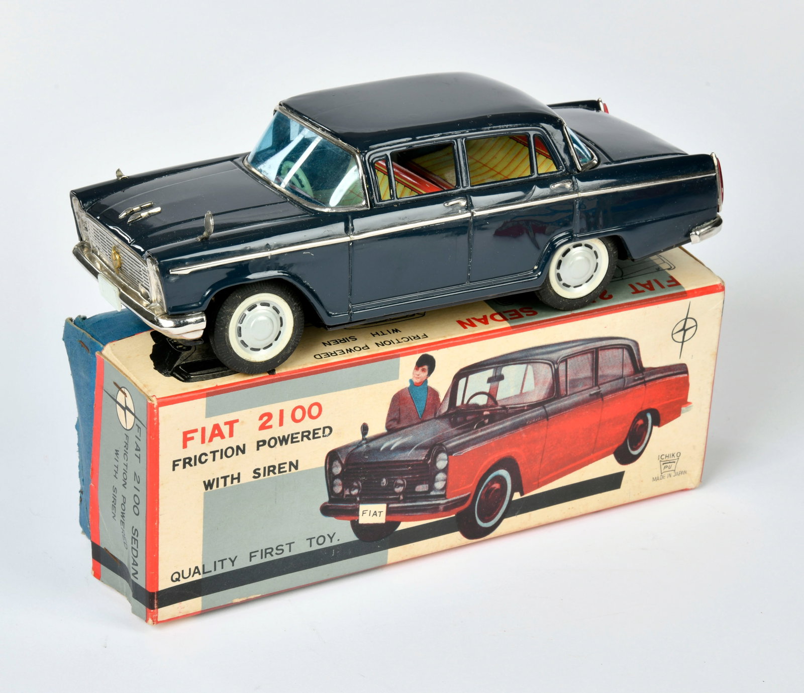 Ichiko, Fiat 2100: Ichiko, Fiat 2100, Japan, 25 cm, tin, friction ok, box, one mirror missing, otherwise C 1-2
