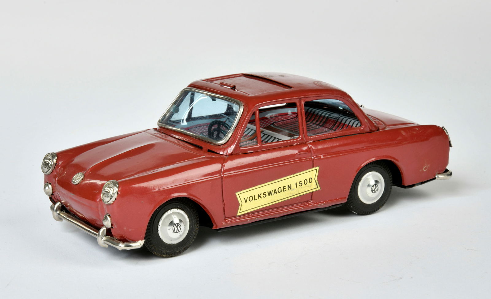 Bandai, VW 1500 (1 of 2)