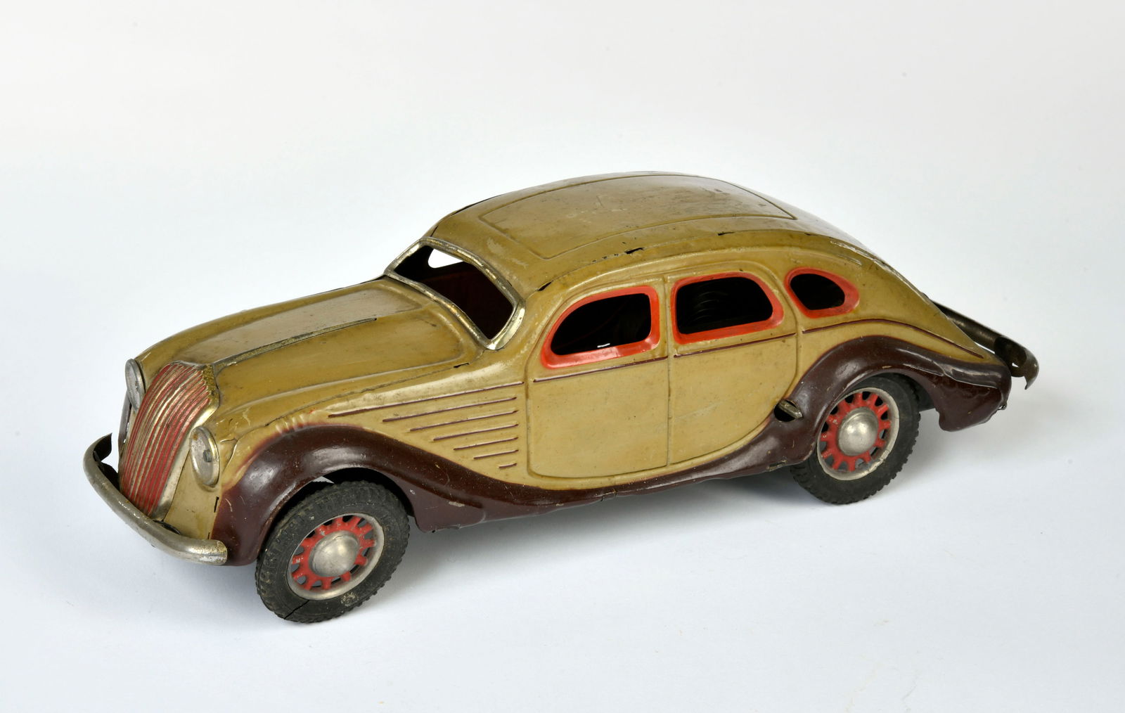 Paya, Limousine (1 of 2)